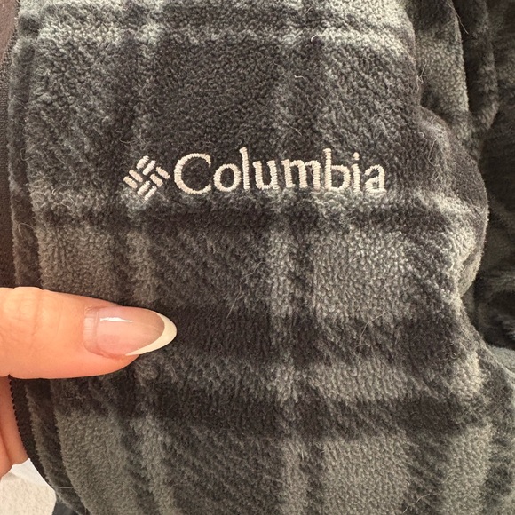 Columbia Reversible Kids Black Puffer Jacket - Picture 5 of 5